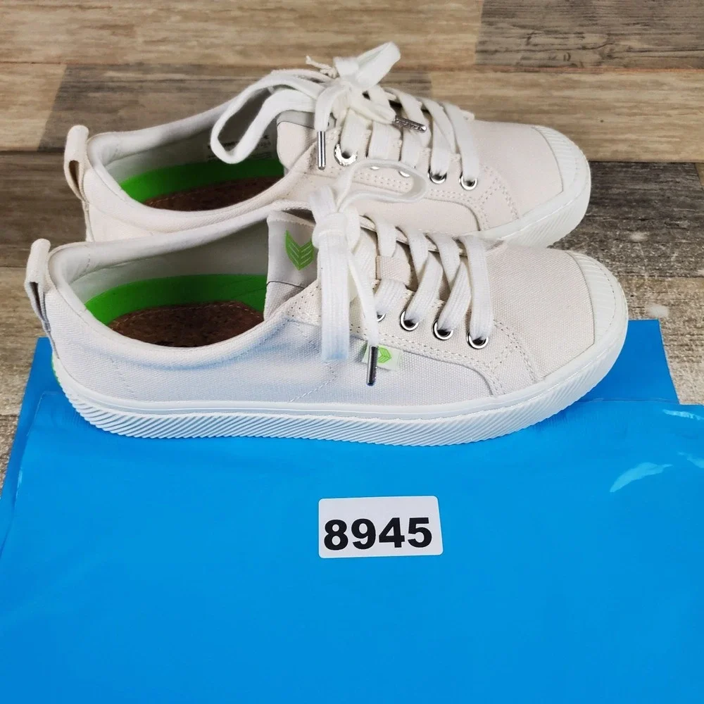 Cariuma OCA‎ Low Womens Shoes Sz 7 Skateboard Off White Canvas Lace Up Sneakers